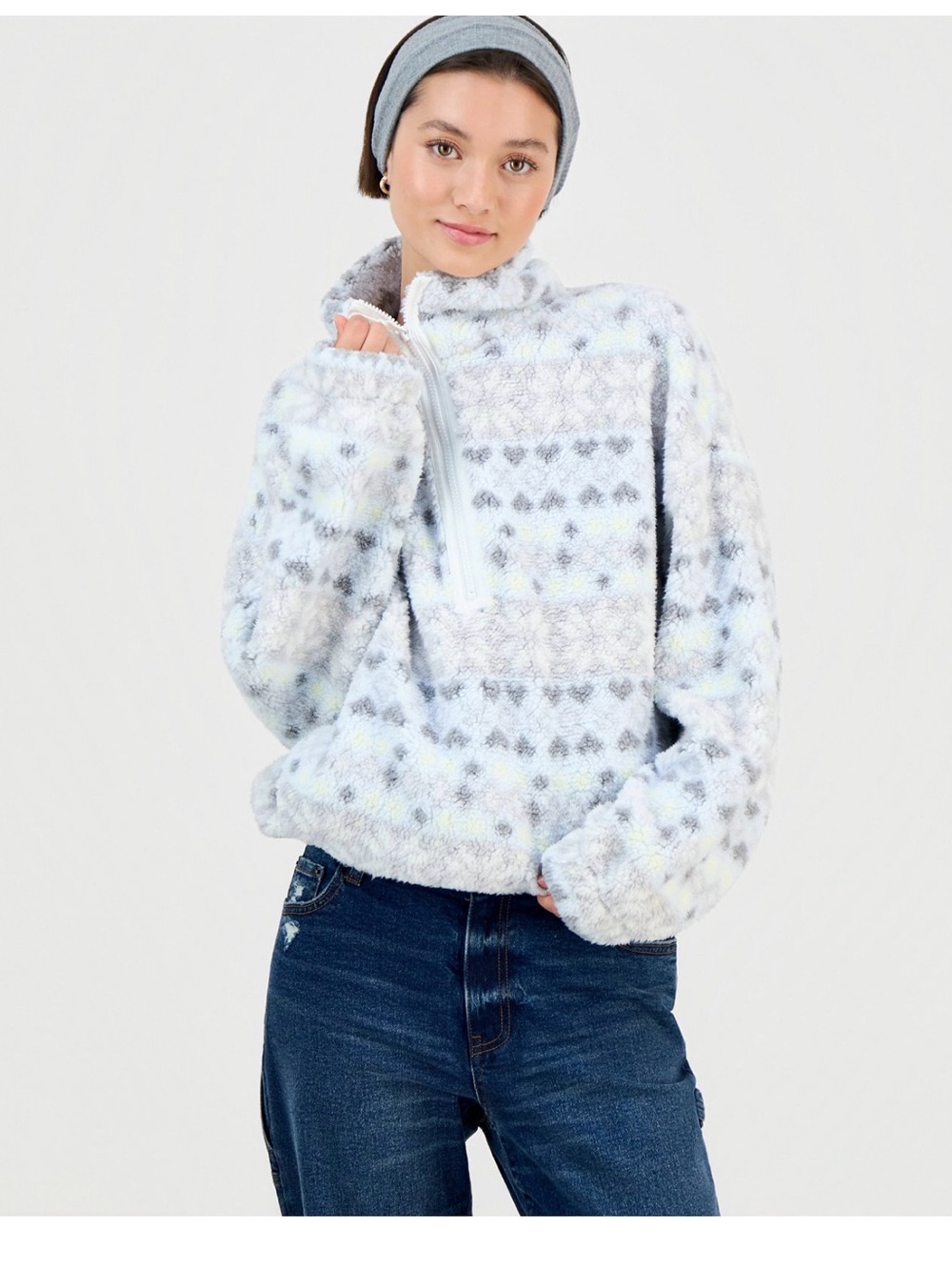 Cozy Half-Zip Sherpa Pullover - Light Gray with Yellow Accents